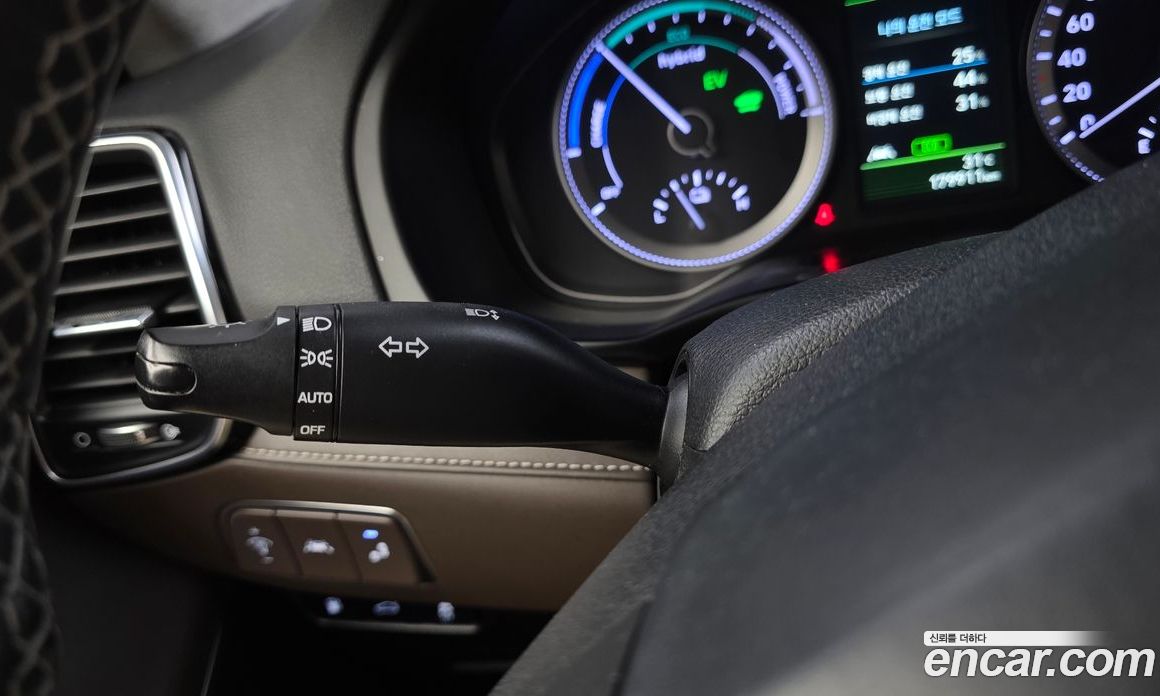 Hyundai Grandeur Hybrid (IG) 6th Gen фото 29