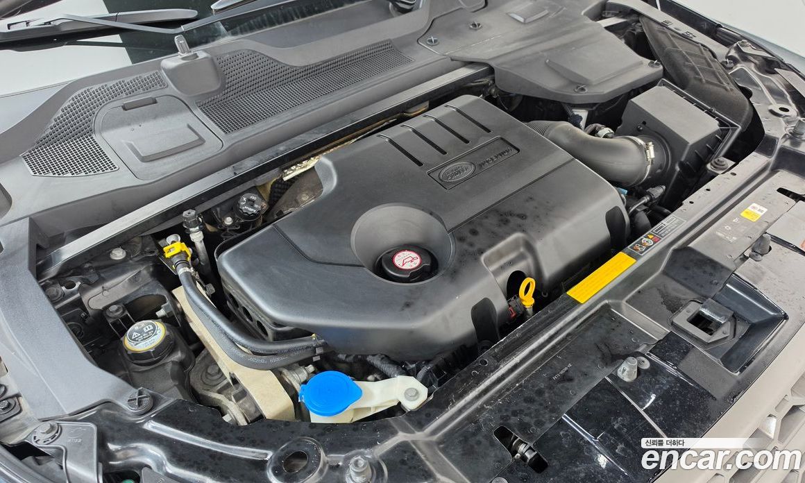 Land Rover Discovery Sport 1st Gen фото 6