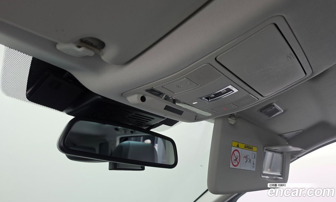 Land Rover Discovery Sport 1st Gen фото 29