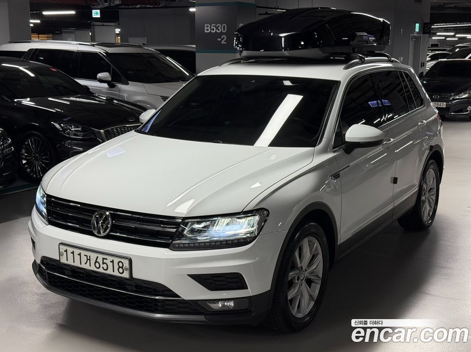 Volkswagen Tiguan 2nd Gen фото 2