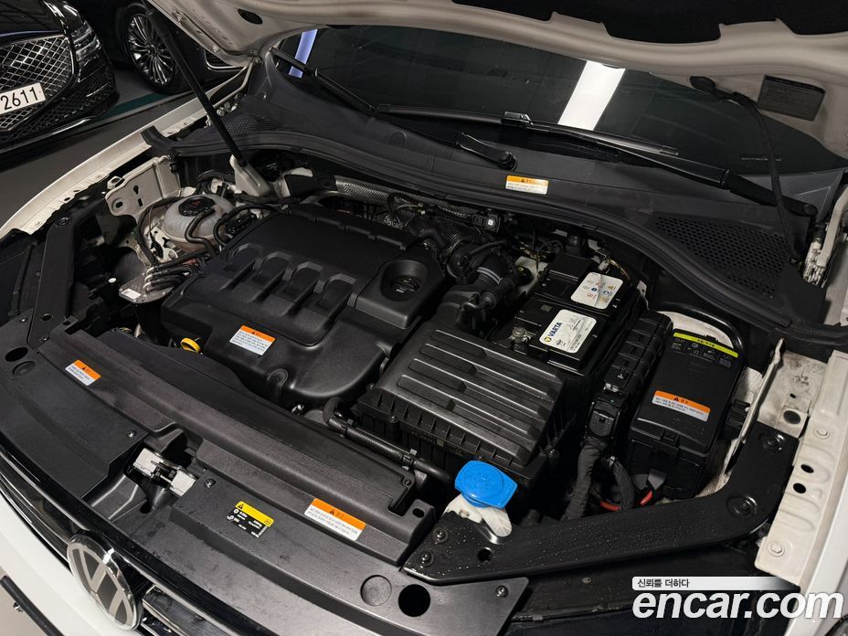 Volkswagen Tiguan 2nd Gen фото 5