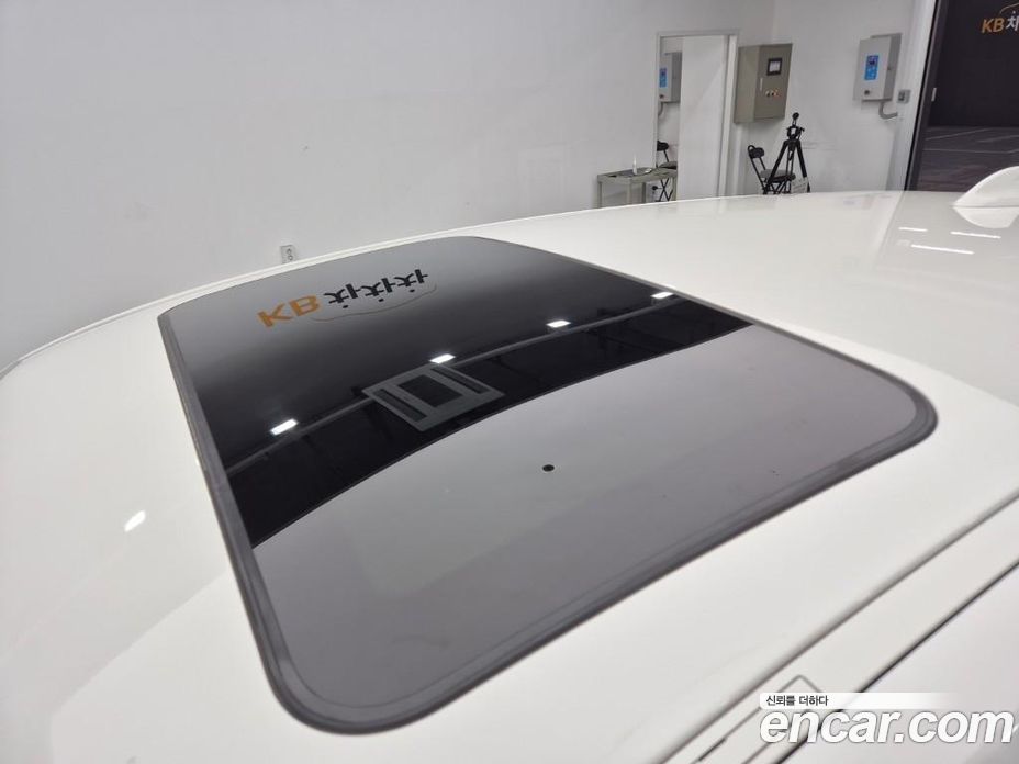 BMW 1-Series (F20) фото 13