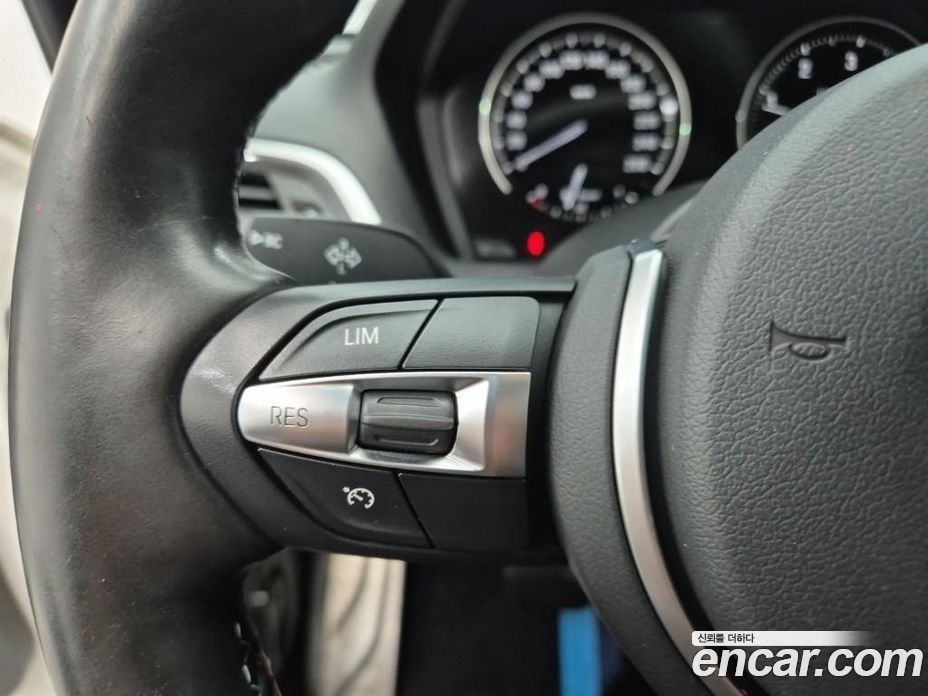 BMW 1-Series (F20) фото 15