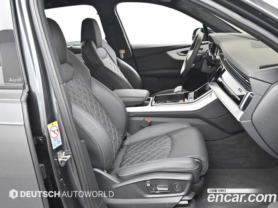 Audi Q7 (4M) фото 10