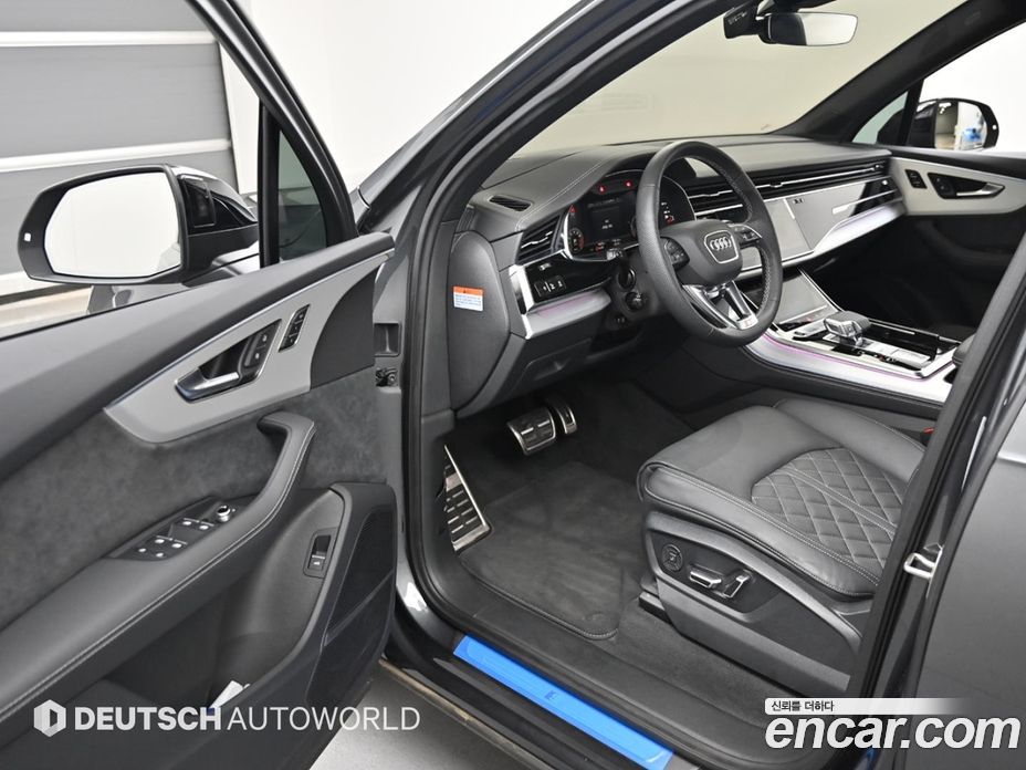 Audi Q7 (4M) фото 11