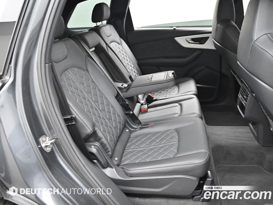 Audi Q7 (4M) фото 12