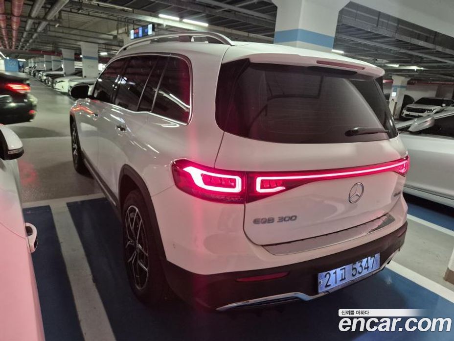 Mercedes-Benz EQB X243 фото 5