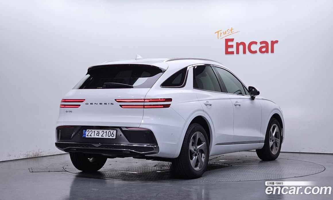 Genesis GV70 з Кореї