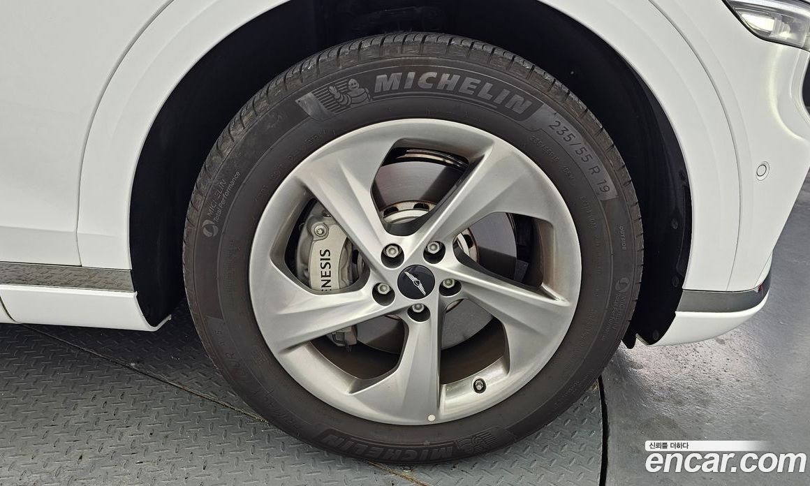 Genesis GV70 фото 4