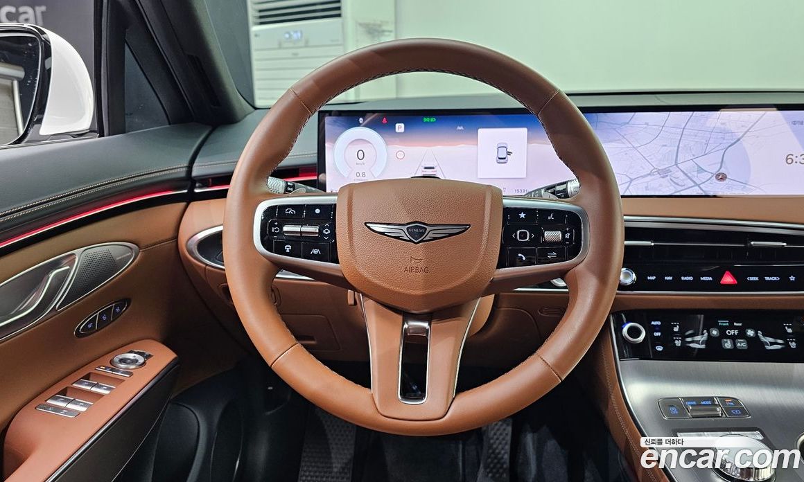 Genesis GV70 фото 12