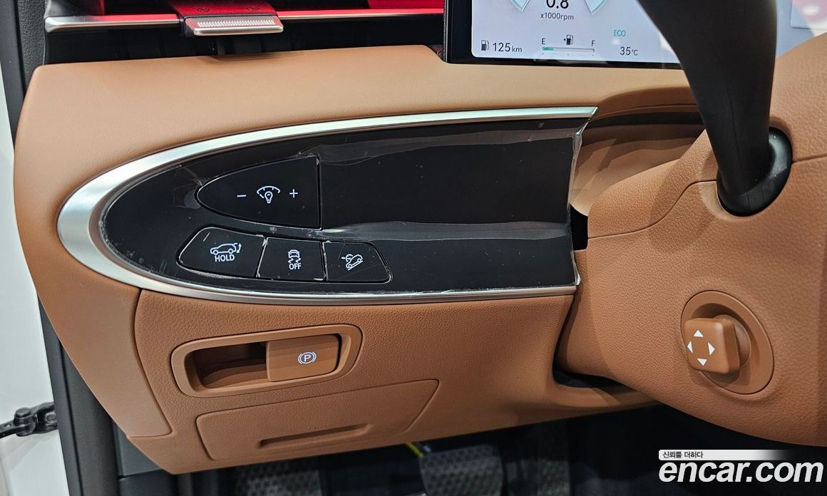 Genesis GV70 фото 15