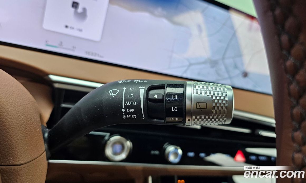 Genesis GV70 фото 16