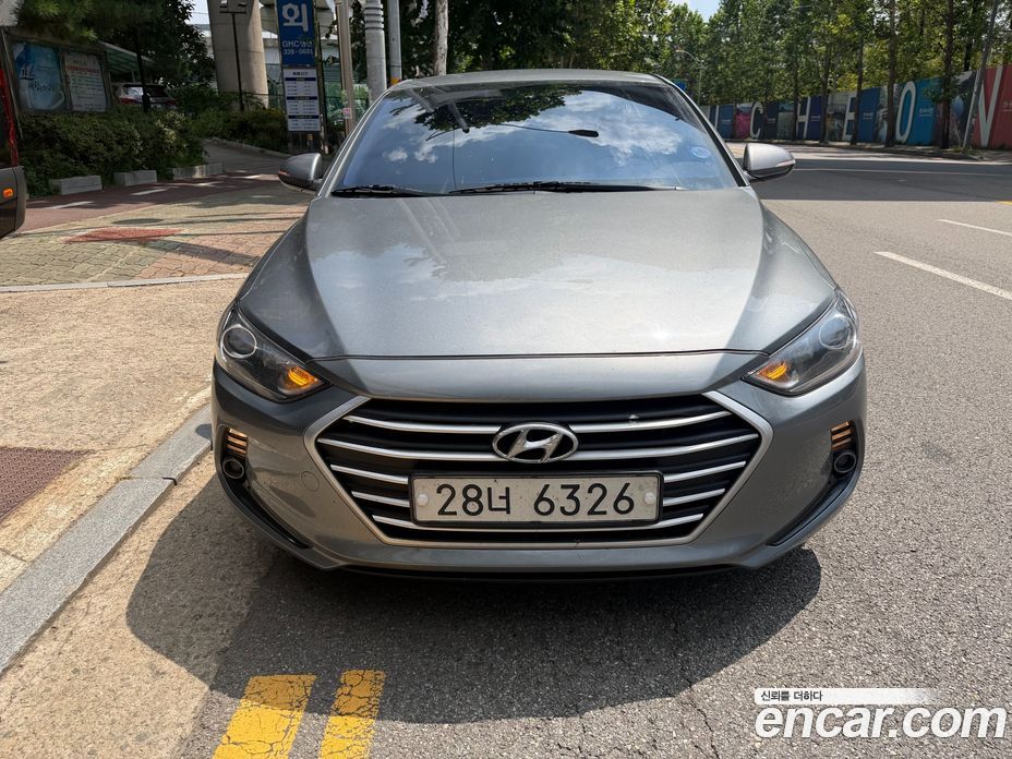 Hyundai Avante (AD) 6th Gen фото 2