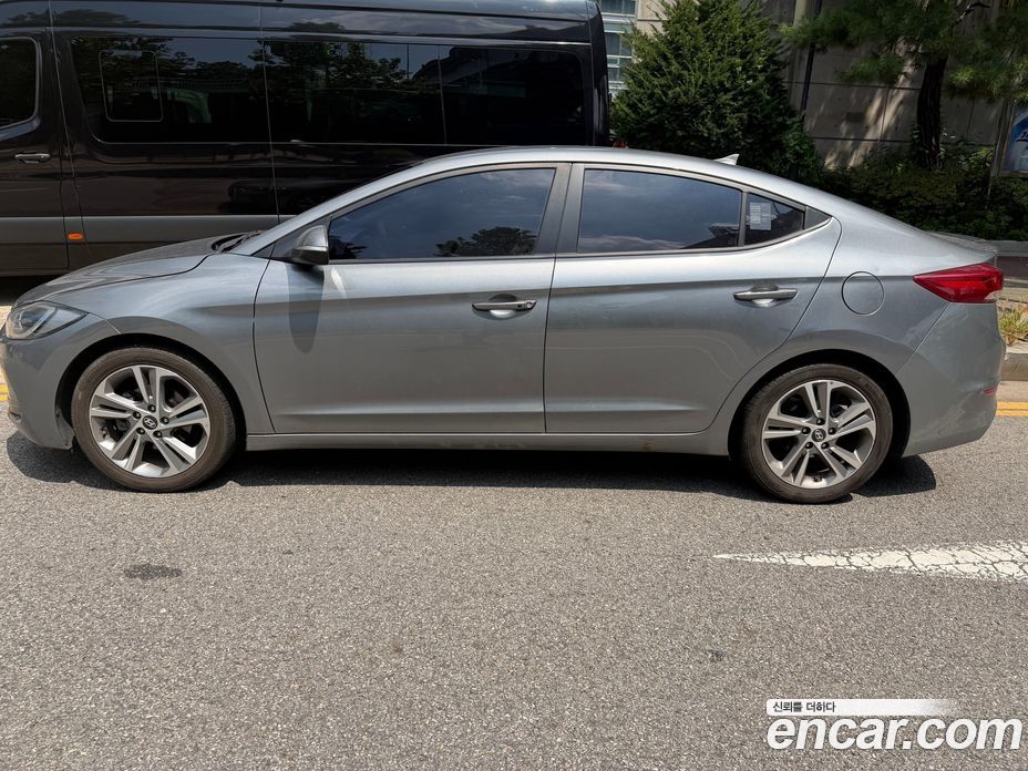 Hyundai Avante (AD) 6th Gen фото 3