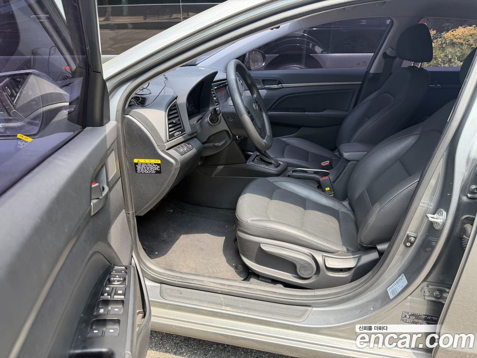 Hyundai Avante (AD) 6th Gen фото 6