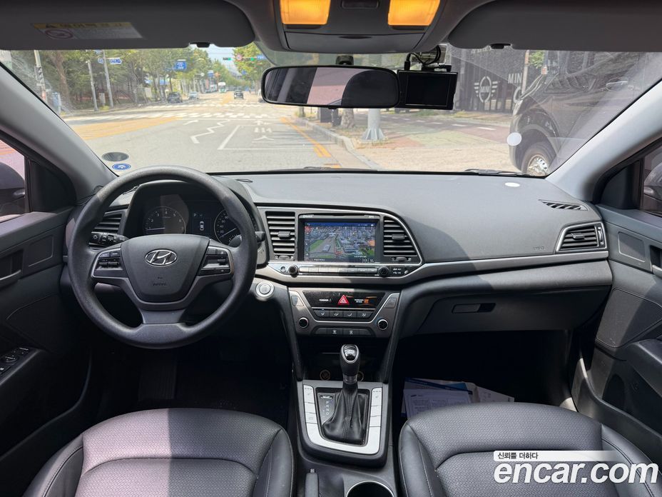 Hyundai Avante (AD) 6th Gen фото 8