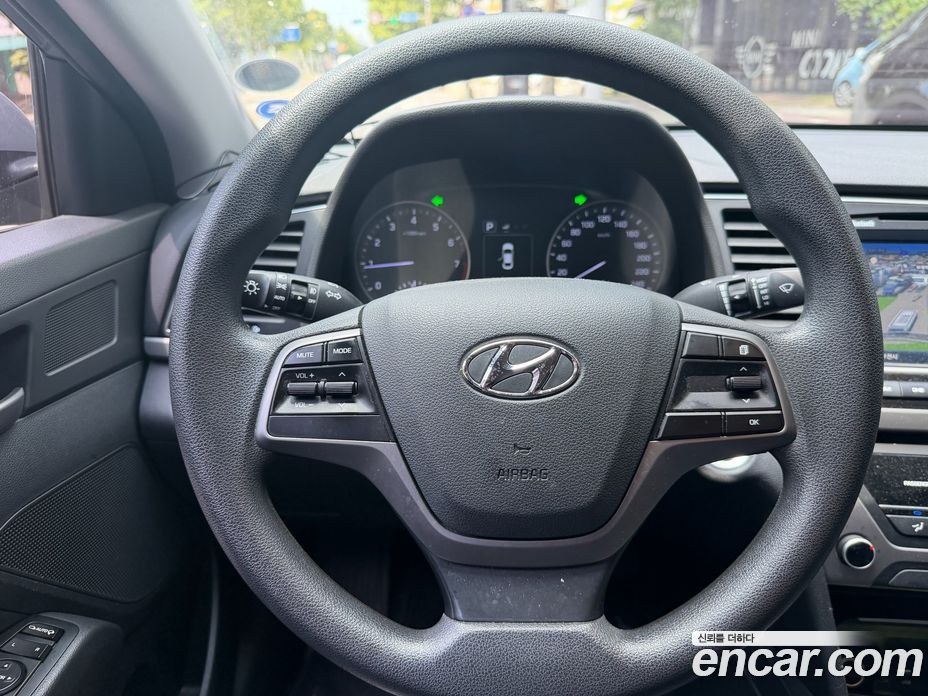 Hyundai Avante (AD) 6th Gen фото 9