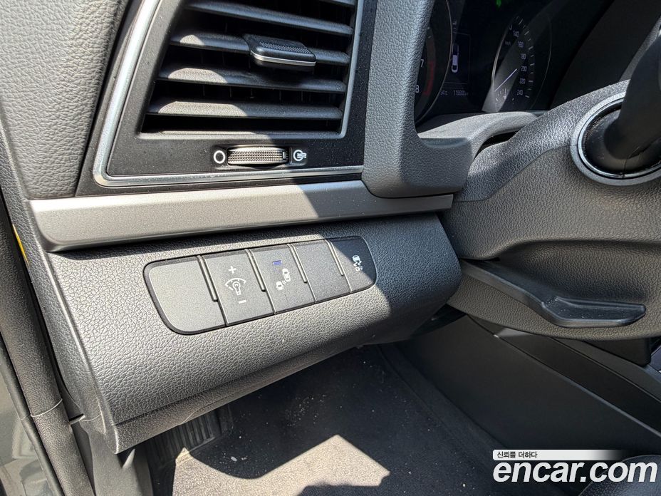 Hyundai Avante (AD) 6th Gen фото 15