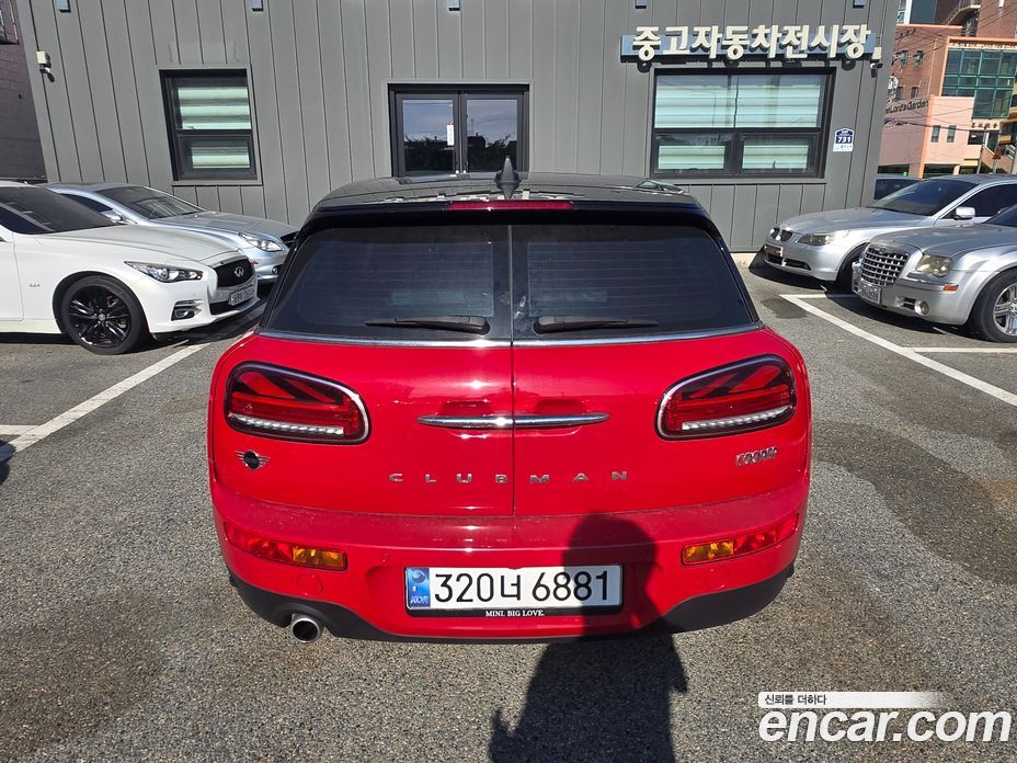 Mini Cooper Clubman фото 7