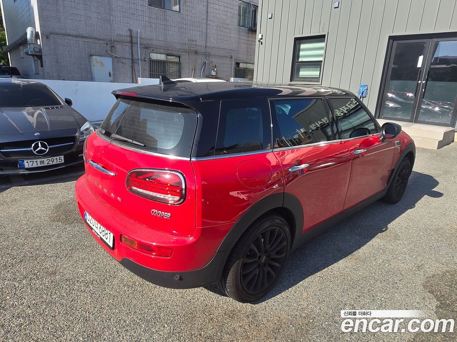 Mini Cooper Clubman фото 8