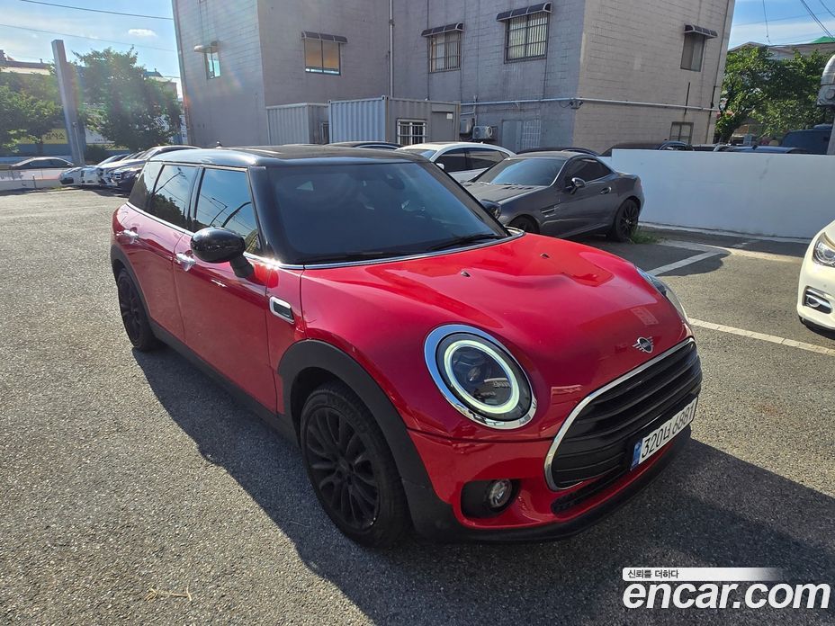 Mini Cooper Clubman фото 10