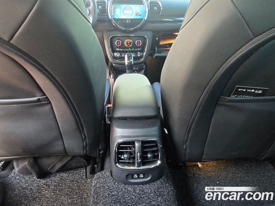 Mini Cooper Clubman фото 14