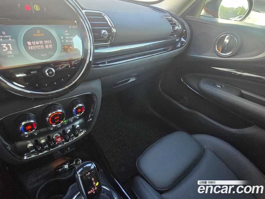 Mini Cooper Clubman фото 17