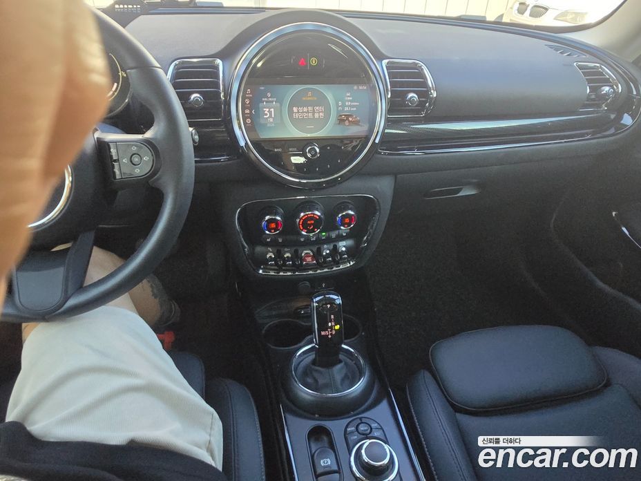 Mini Cooper Clubman фото 18