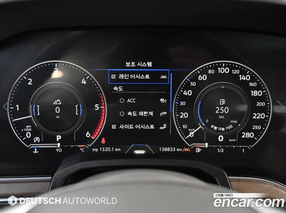 Volkswagen Touareg 3rd Gen фото 8