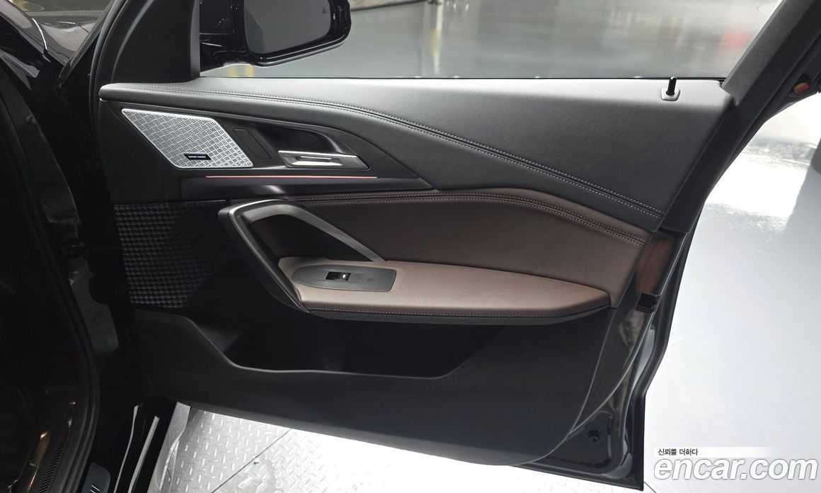 BMW X1 (U11) фото 24