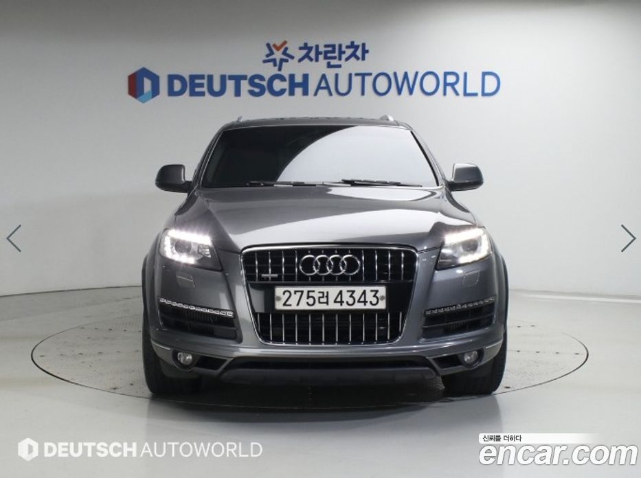 Audi Q7 фото 3