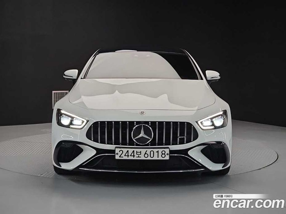 Mercedes-Benz AMG GT фото 2