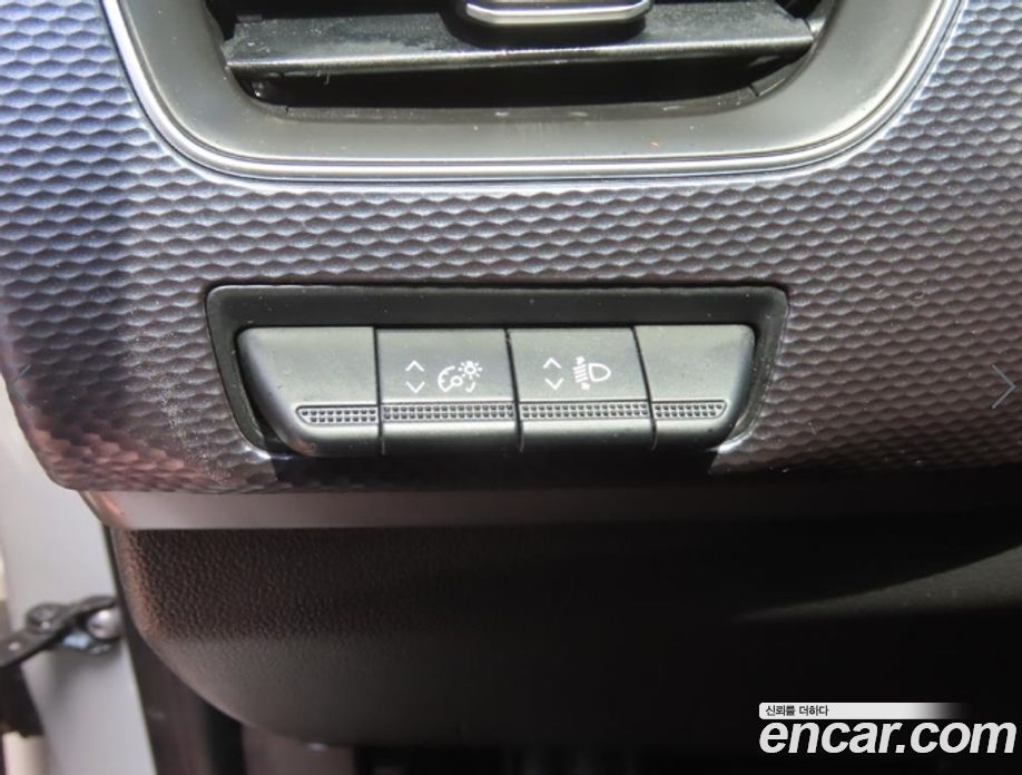 Renault Korea (Samsung) XM3 фото 15