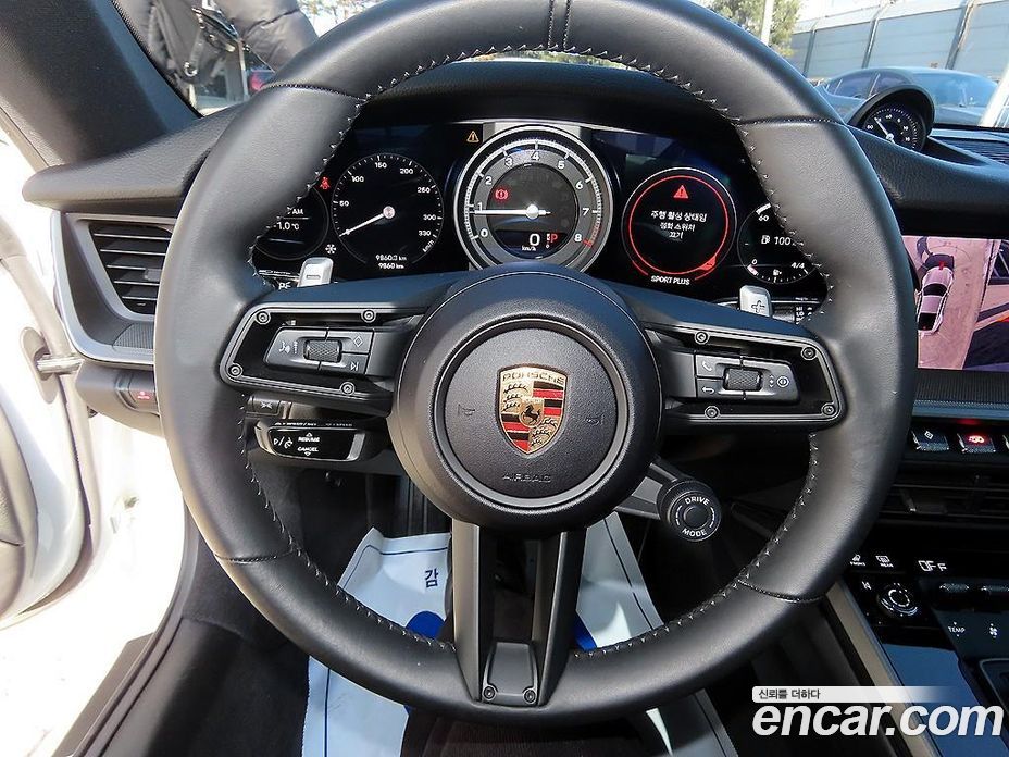 Porsche 911 (992) фото 8