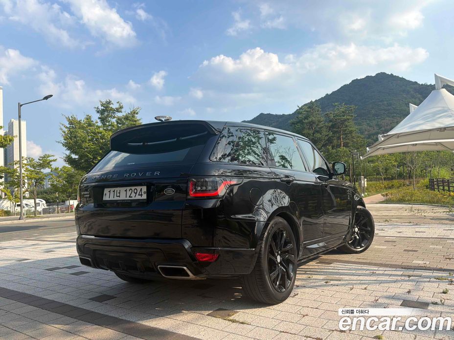 Land Rover Range Rover Sport 2nd Gen фото 2