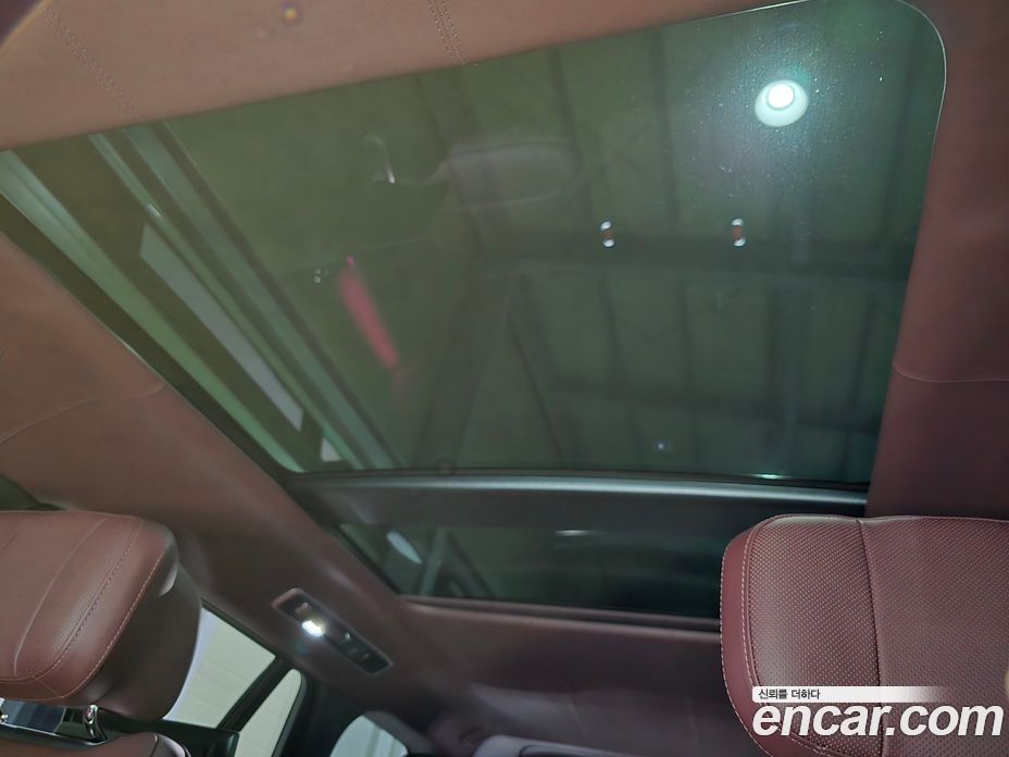 Land Rover Range Rover 5th Gen фото 12