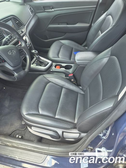 Hyundai Avante (AD) 6th Gen фото 5