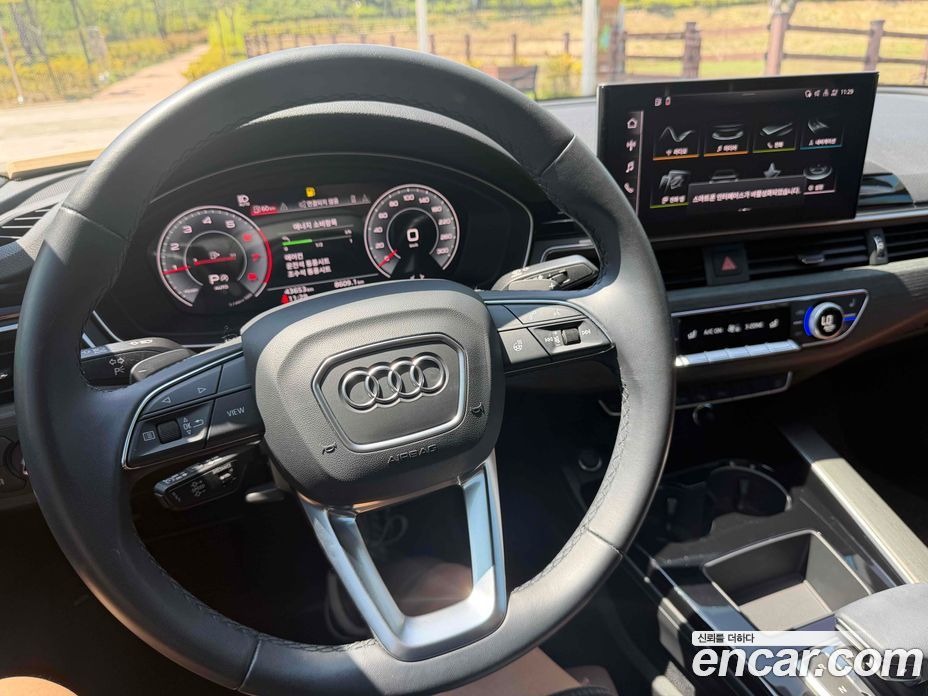 Audi A4 (B9) фото 12