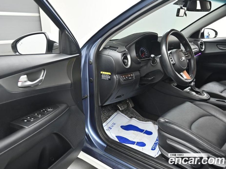 Kia K3 2nd Gen фото 10