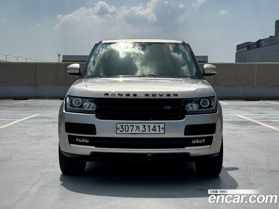 Land Rover Range Rover 4th Gen фото 3