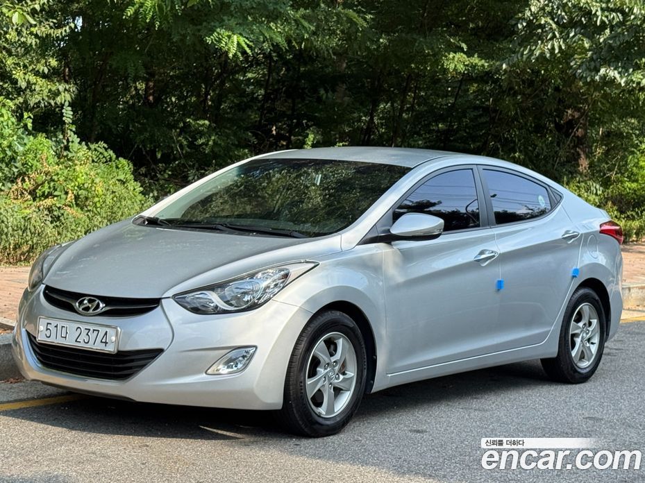 Hyundai Avante (MD) фото 2