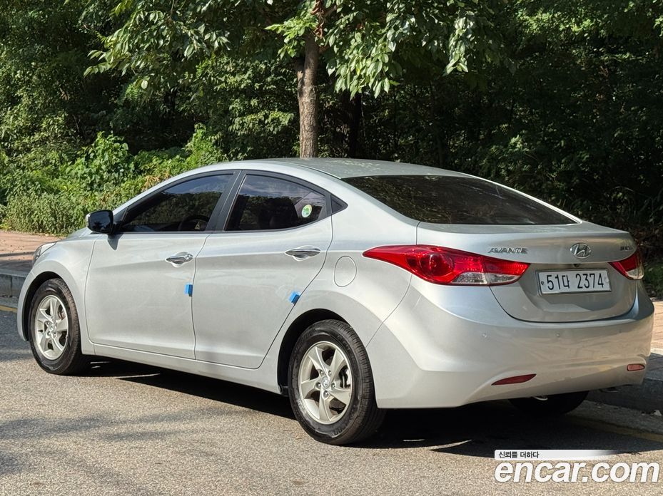 Hyundai Avante (MD) фото 4
