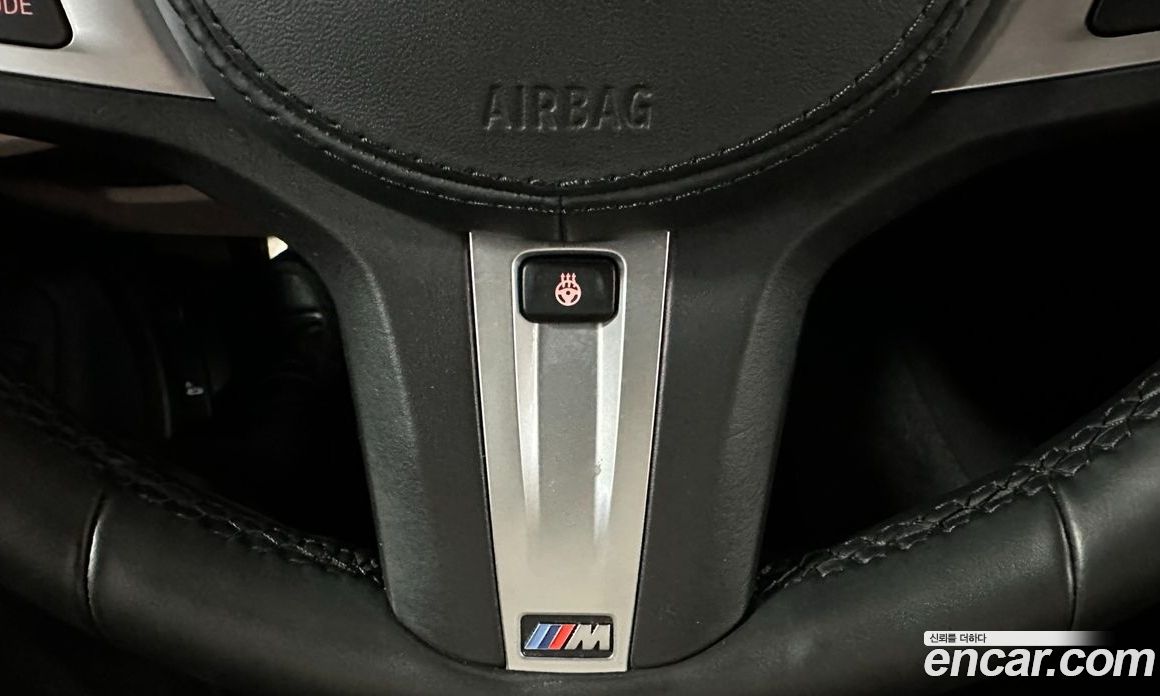 BMW 5-Series (G30) фото 14