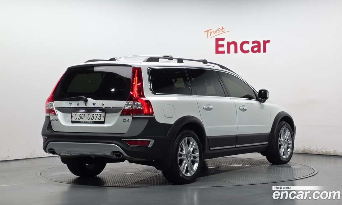 Volvo XC70 фото 2