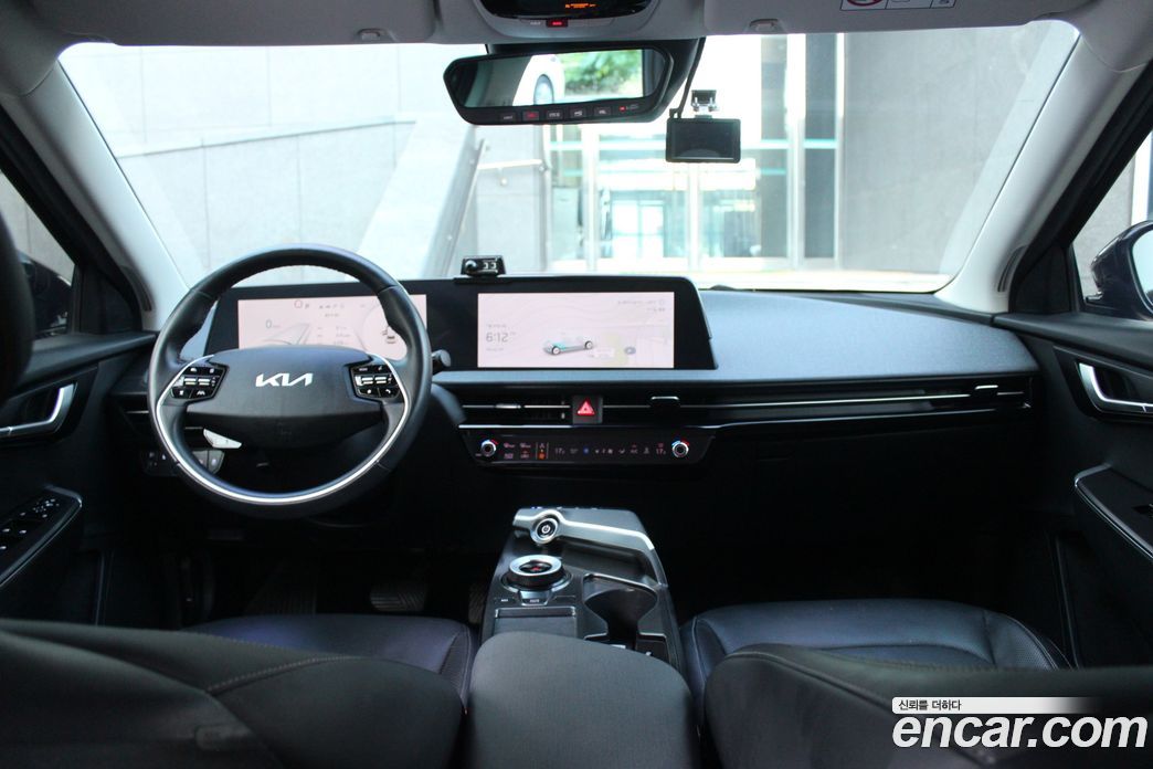 Kia EV6 фото 8