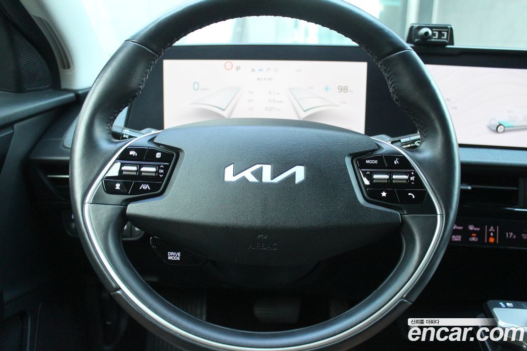 Kia EV6 фото 9