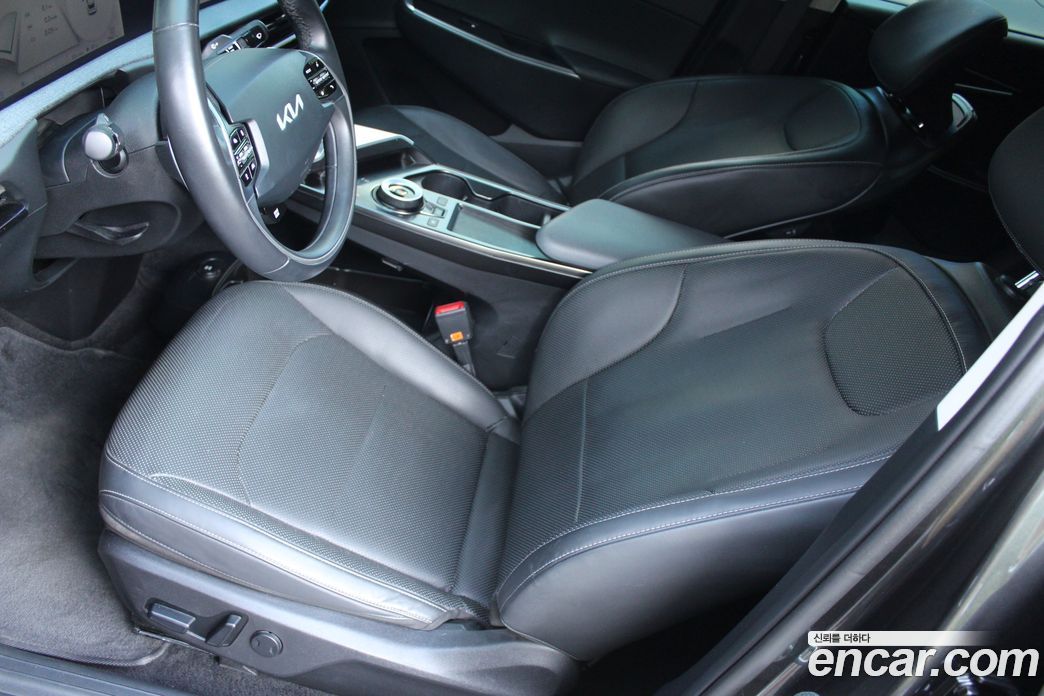 Kia EV6 фото 15
