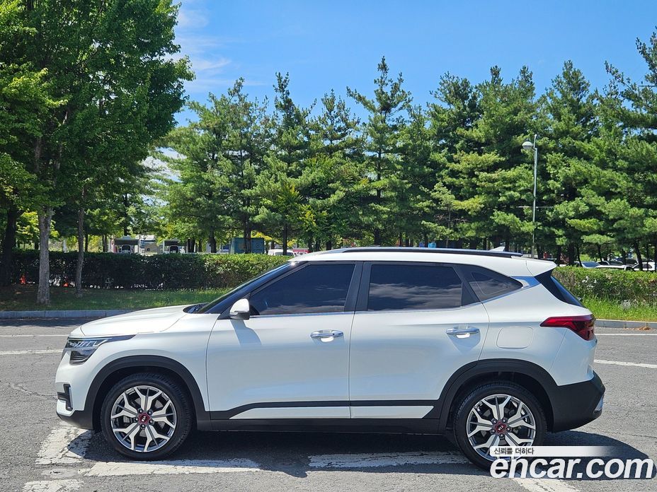 Kia Seltos фото 2