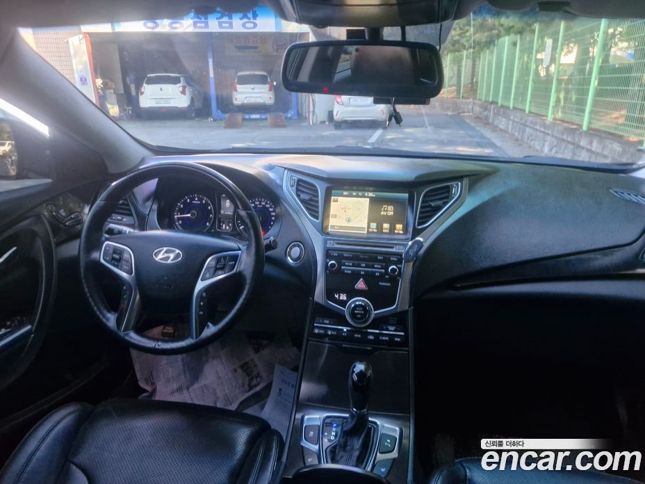 Hyundai Grandeur (HG) фото 6