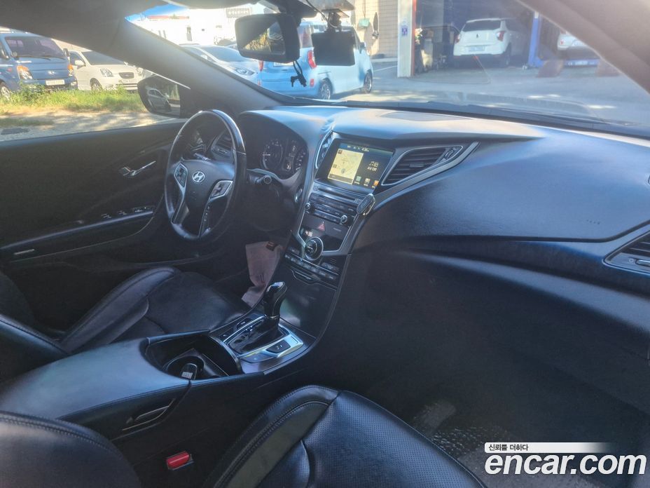 Hyundai Grandeur (HG) фото 7